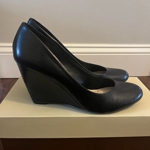 Franco Sarto Black Leather Pumps • Size 7.5